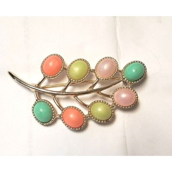 Vintage Sarah Coventry Gold tone Lucite Pastel Cabochon Brooch Pin - Picture 2 of 10